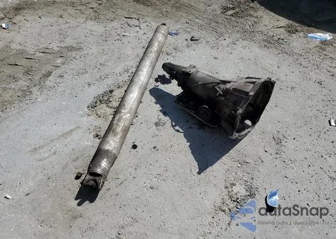 1998 Chevrolet Gmt-400 C1500 from USA, damaged, VIN 1GCEC14W8WZ105696